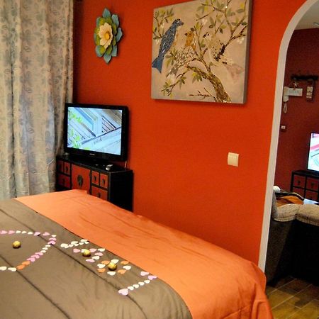 Apartamentos Deluxe Con Jacuzzi O Chimenea Love For Two Collado Mediano Kültér fotó