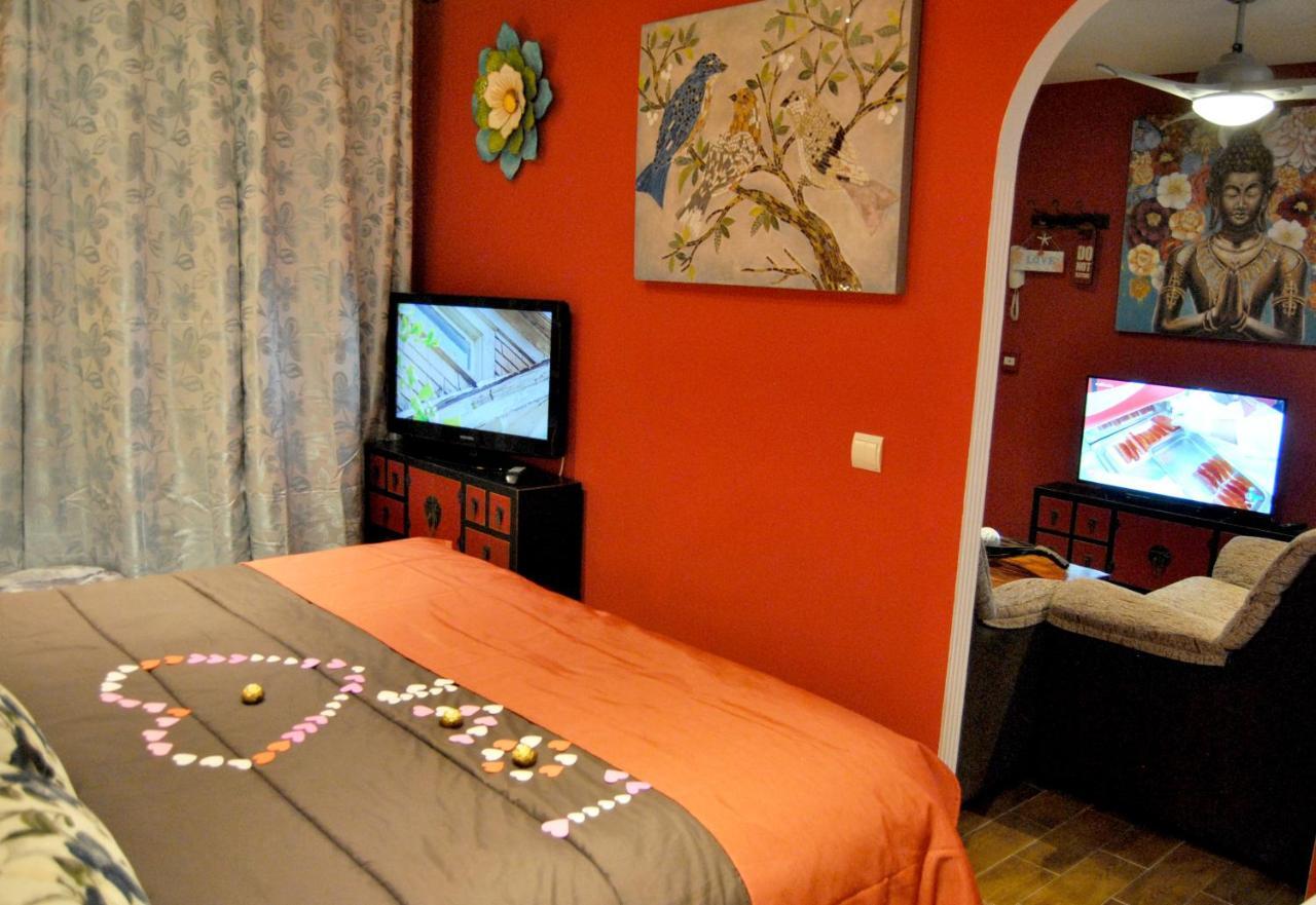Apartamentos Deluxe Con Jacuzzi O Chimenea Love For Two Collado Mediano Kültér fotó